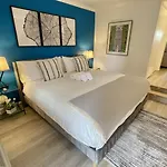 Four Reasons- Location Food Night Life Comfort