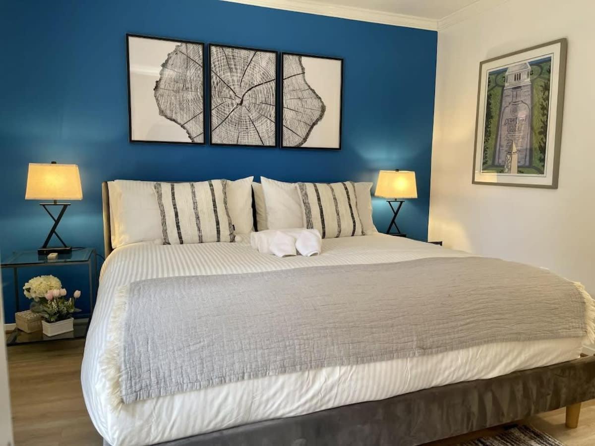 Apartment Four Reasons- Location Food Night Life Comfort *